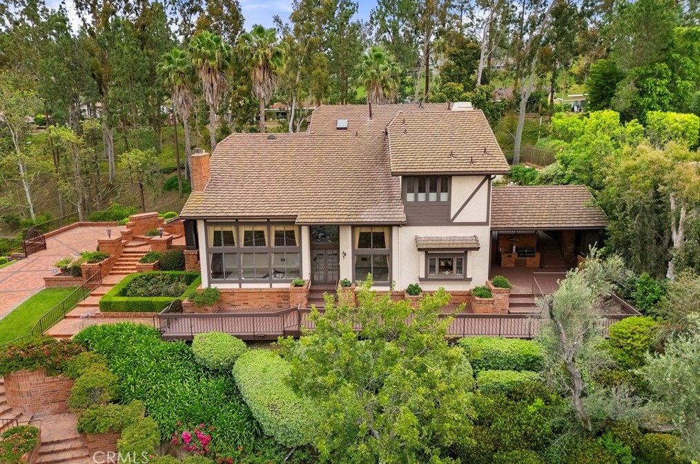 6605 E Canyon Hills Rd, Anaheim, CA 92807