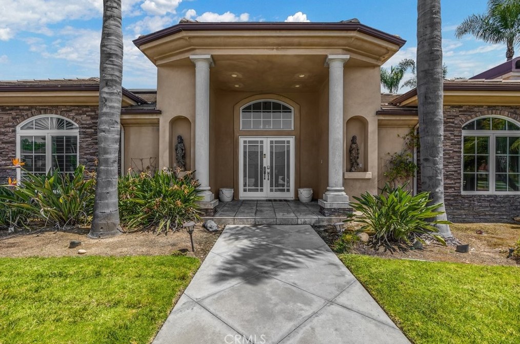 6172 Sandy Hill Ln, Yorba Linda, CA 92886-5837