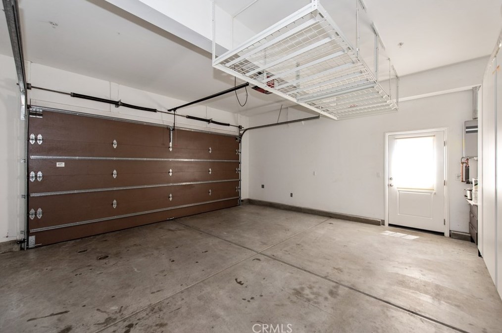 61 Thornapple, Irvine CA  92620-3337 exterior