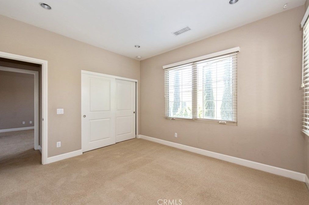 61 Thornapple, Irvine CA  92620-3337 exterior