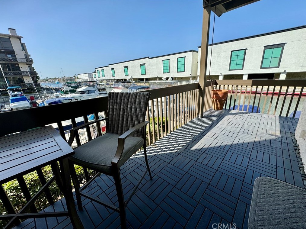 7137 Marina Pacifica Dr, Long Beach CA  90803-7008 exterior