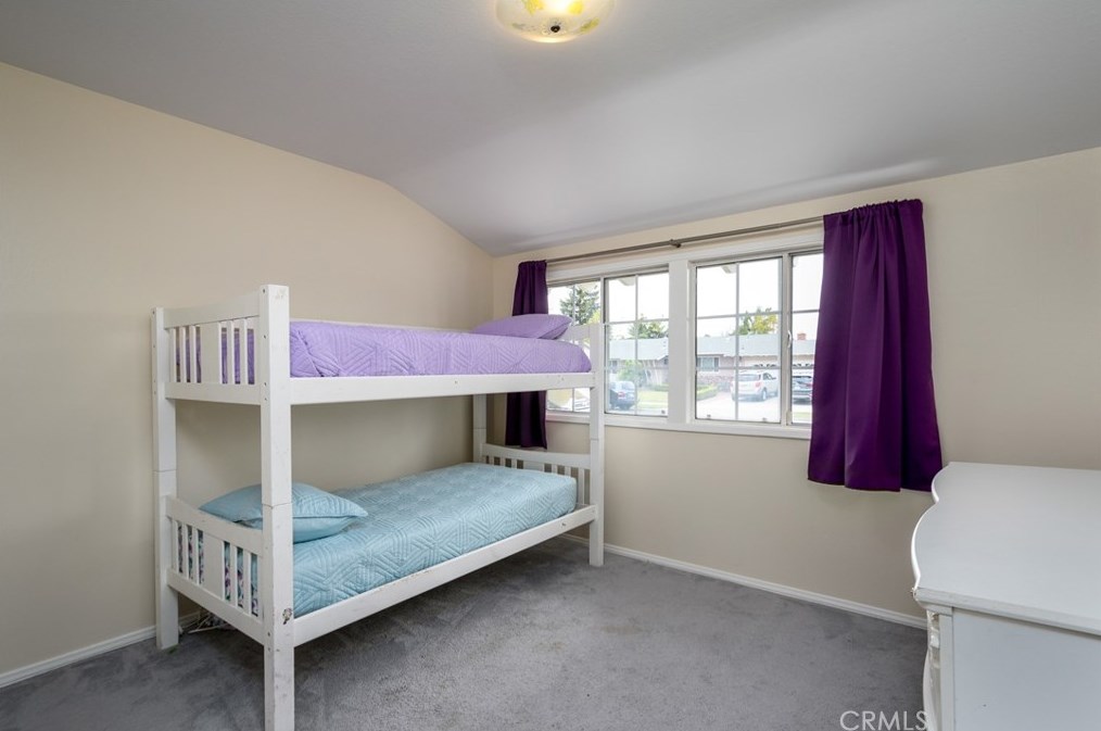 808 Westchester Dr, Anaheim CA 92804-3030 exterior