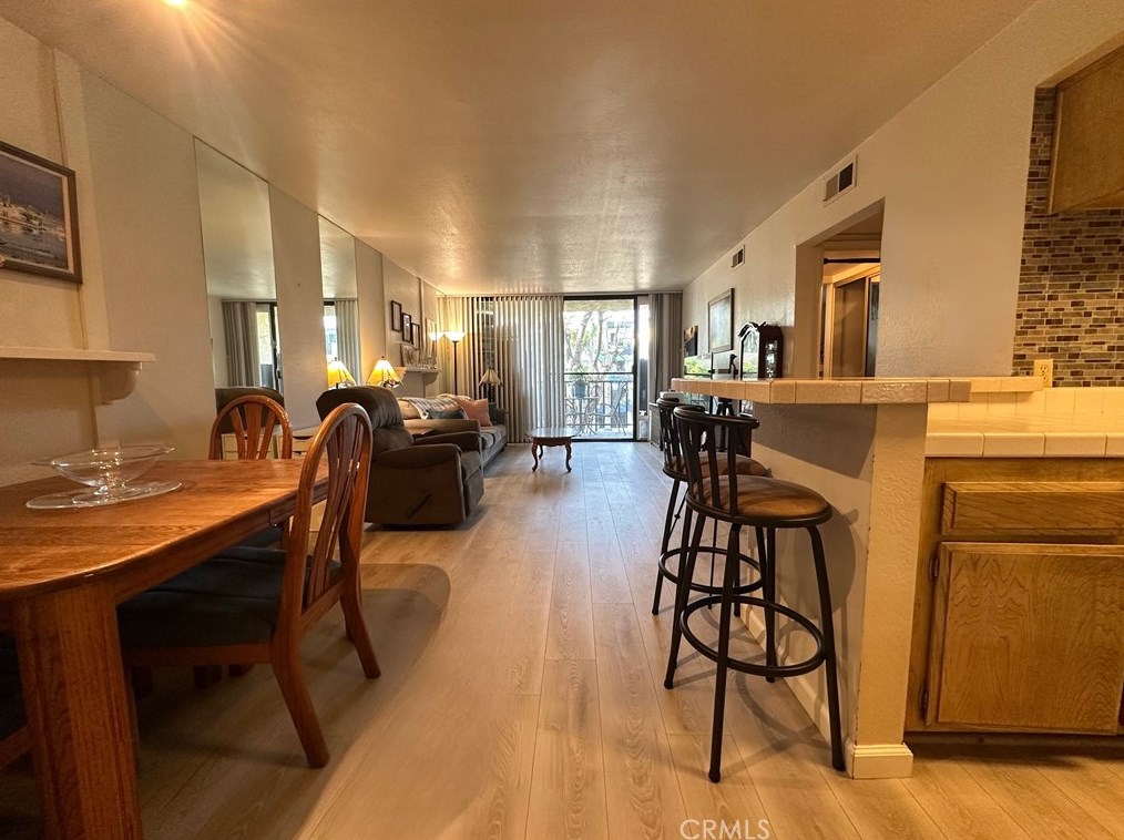 1140 E Ocean Blvd #102, Long Beach, CA 90802