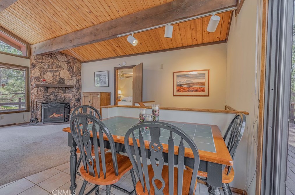 913 Mtn Ln, Big Bear City CA  92314-9110 exterior