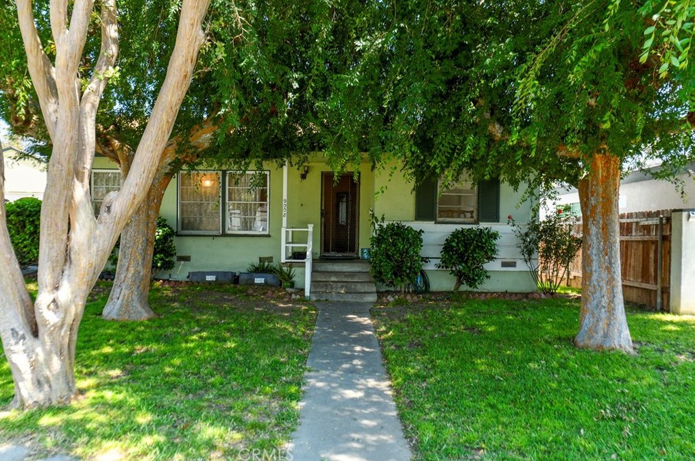 9008 Ola Ave, Whittier, CA 90603-1855