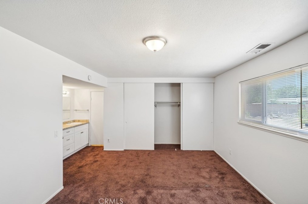 37253 Mahonia Ave, Palmdale CA  93552-4540 exterior