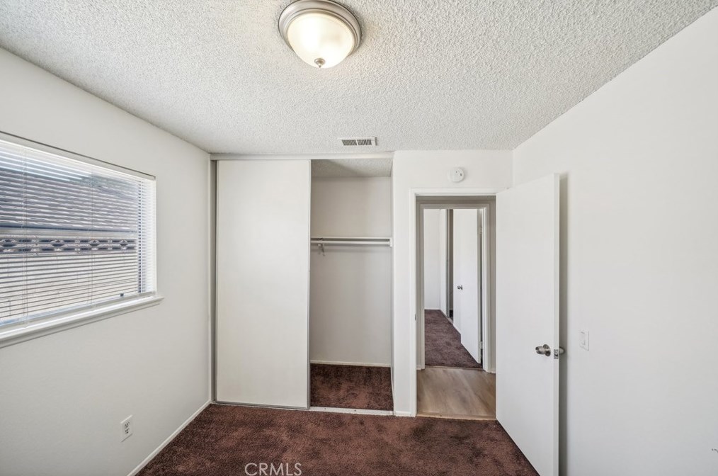 37253 Mahonia Ave, Palmdale CA  93552-4540 exterior