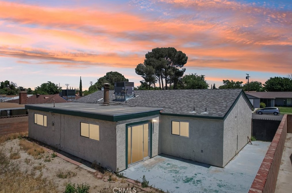 37253 Mahonia Ave, Palmdale CA  93552-4540 exterior