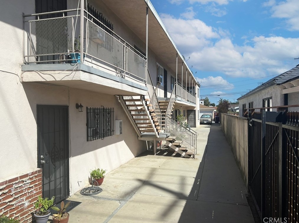 6508 Orange Ave, Long Beach, CA 90805
