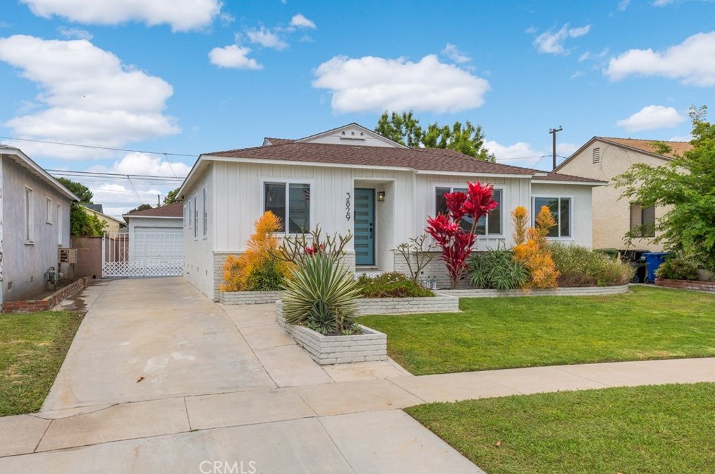 3829 Canehill Ave, Long Beach, CA 90808-2204