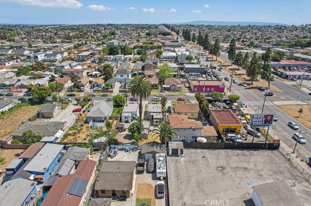849 94th St, Los Angeles CA  90044-4701 exterior