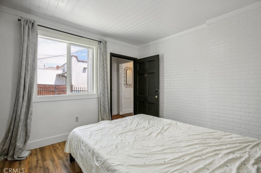 849 94th St, Los Angeles CA  90044-4701 exterior
