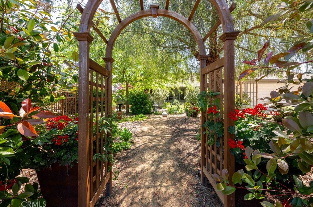 1540 Laramie Ave, Redlands, CA 92374-4142