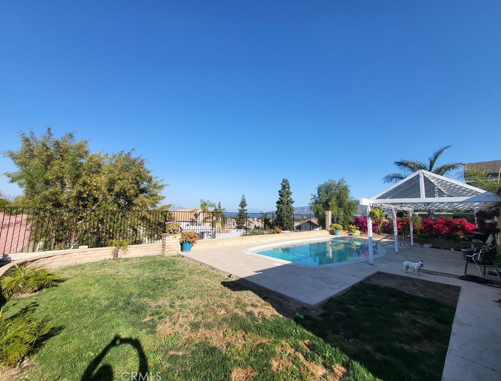 30042 Sugarpine St, Lake Elsinore, CA 92530
