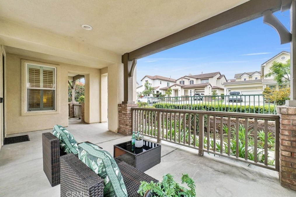 2016 Ward St, Fullerton CA  92833-5085 exterior