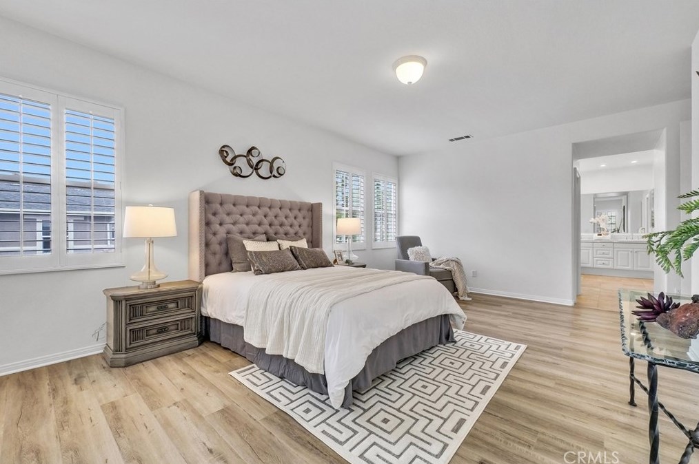 2016 Ward St, Fullerton CA  92833-5085 exterior