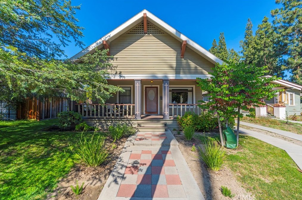 240 Philadelphia St, Anaheim, CA 92805-3914