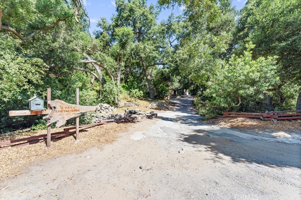 19387 Live Oak Canyon Rd, Trabuco Canyon, CA 92679