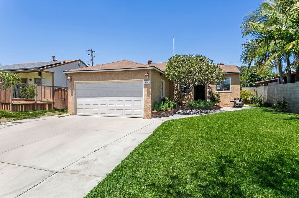 9649 Poinciana St, Pico Rivera, CA 90660