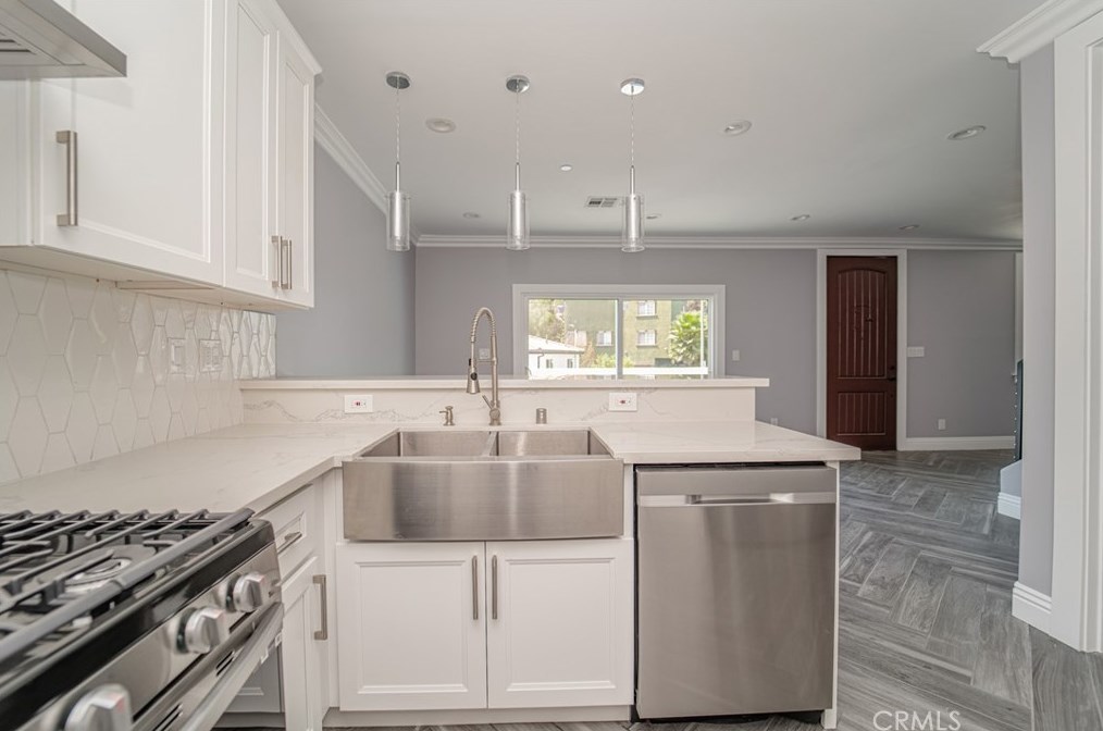 4861 Farquhar St, Los Angeles CA  90032-4118 exterior