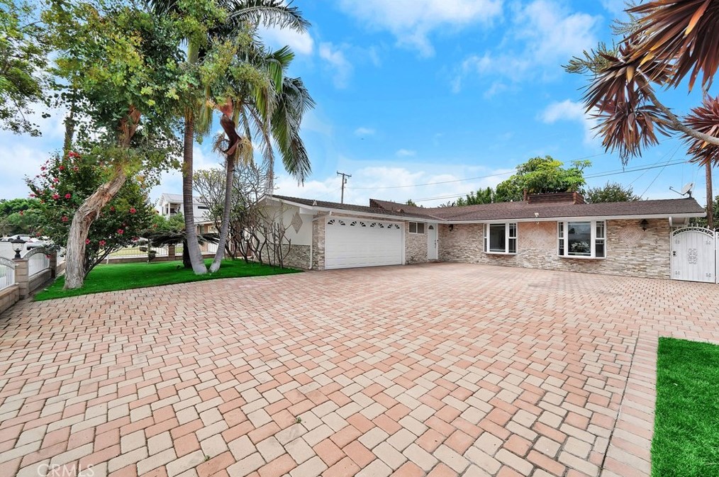 1017 N Lido St, Anaheim, CA 92801
