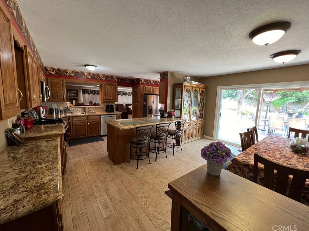 2769 Lizbeth Ave, Anaheim CA  92806-4818 exterior