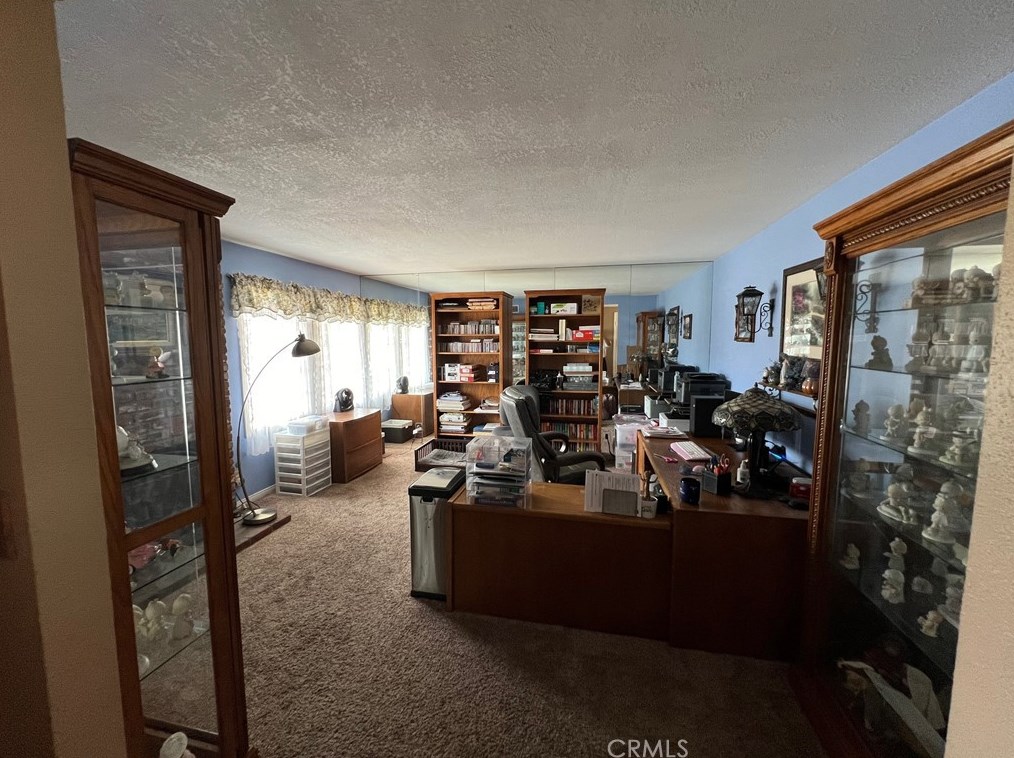 2769 Lizbeth Ave, Anaheim CA  92806-4818 exterior