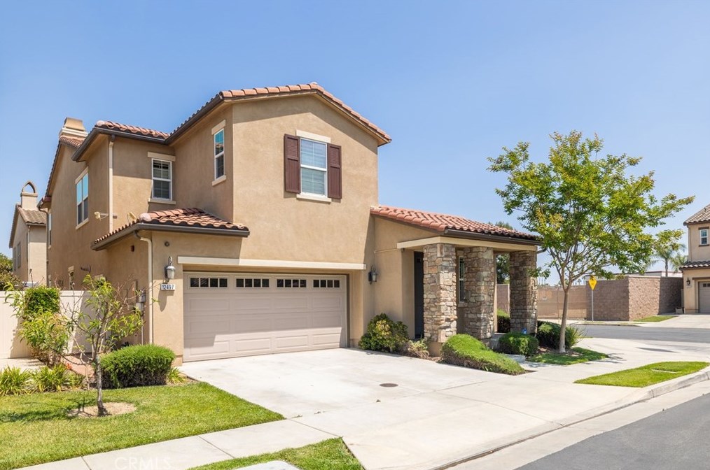 12497 Olive Ln, Whittier, CA 90670-6904