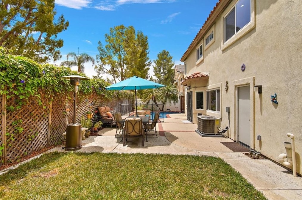 8310 Candleberry Cir, Orange CA  92869-4531 exterior