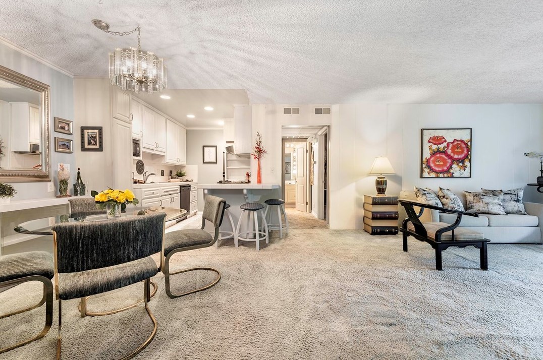 552 N Bellflower Blvd #109, Long Beach, CA 90814