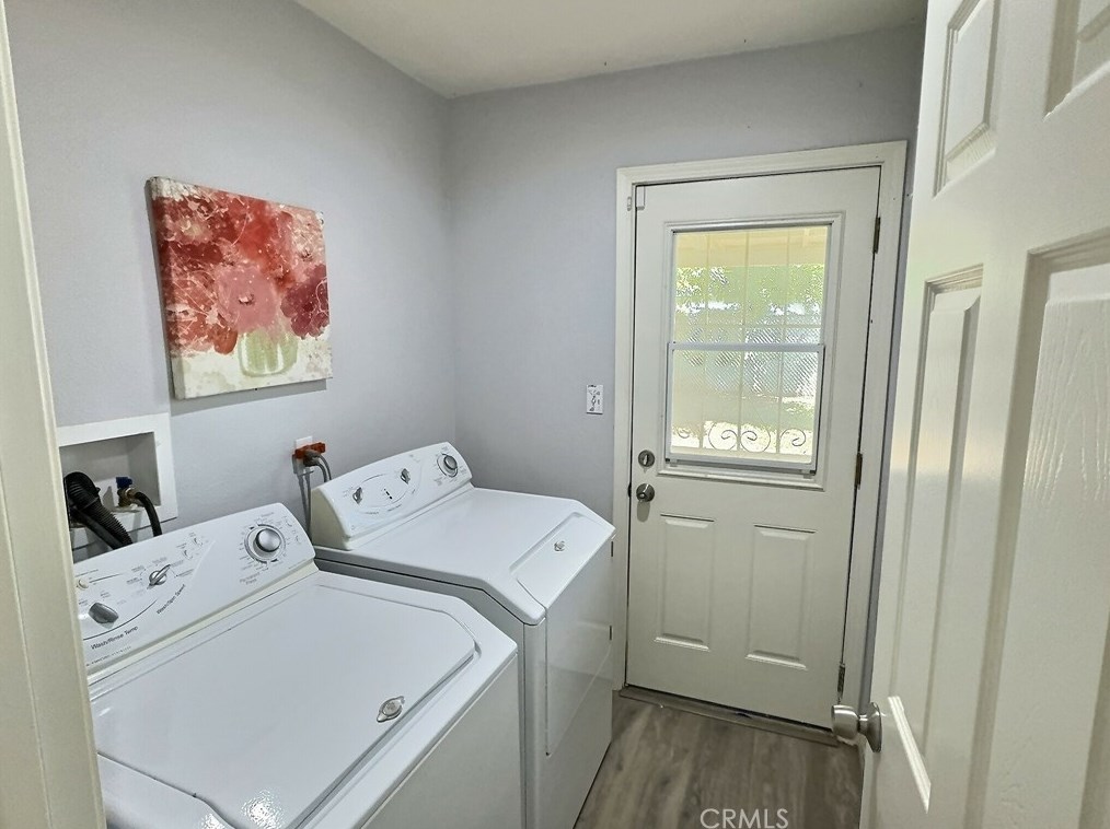 2407 Armstrong Rd, Riverside CA 92509-1446 exterior