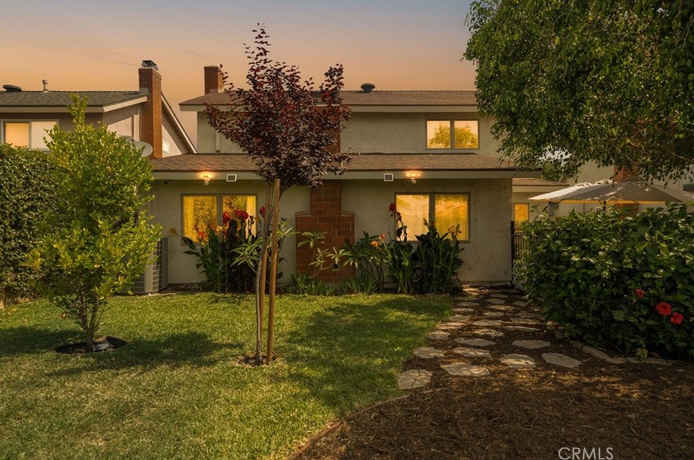 4650 E Greenwood Dr, Anaheim, CA 92807