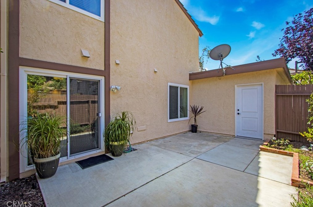 5629 Avenida De Vientos, Anaheim CA  92807-3810 exterior