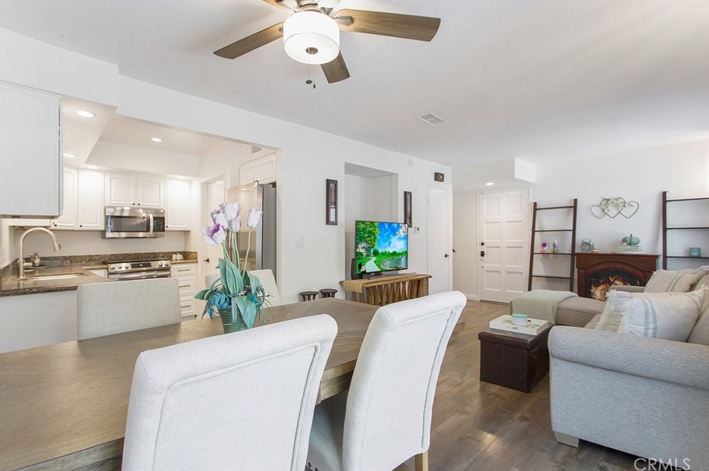 5629 Avenida De Vientos, Anaheim CA  92807-3810 exterior