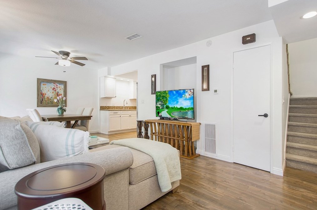 5629 Avenida De Vientos, Anaheim CA  92807-3810 exterior