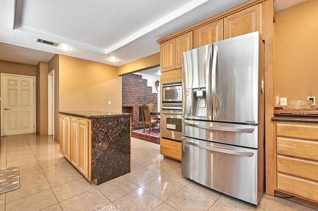 3564 Amesbury Rd, Los Angeles CA  90027-1302 exterior