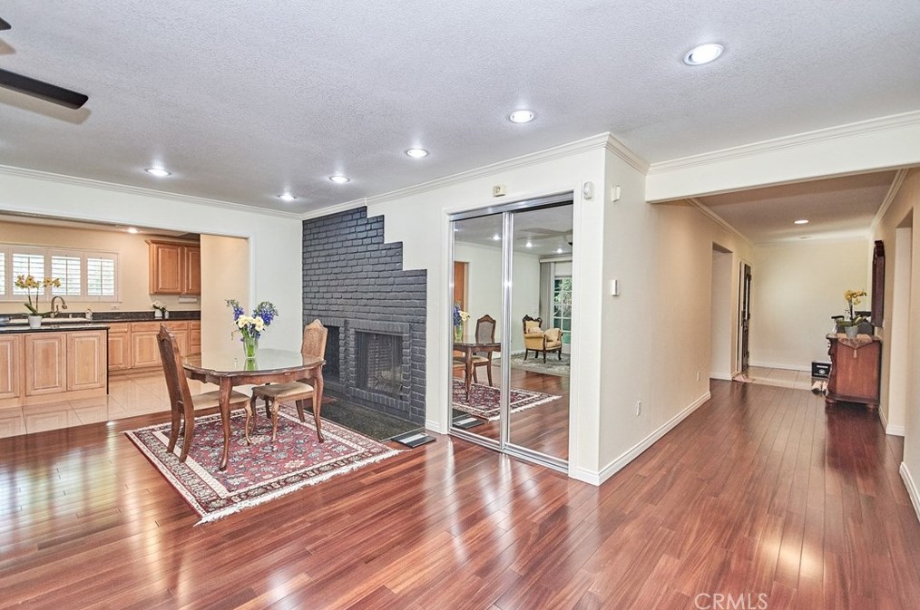 3564 Amesbury Rd, Los Angeles CA  90027-1302 exterior