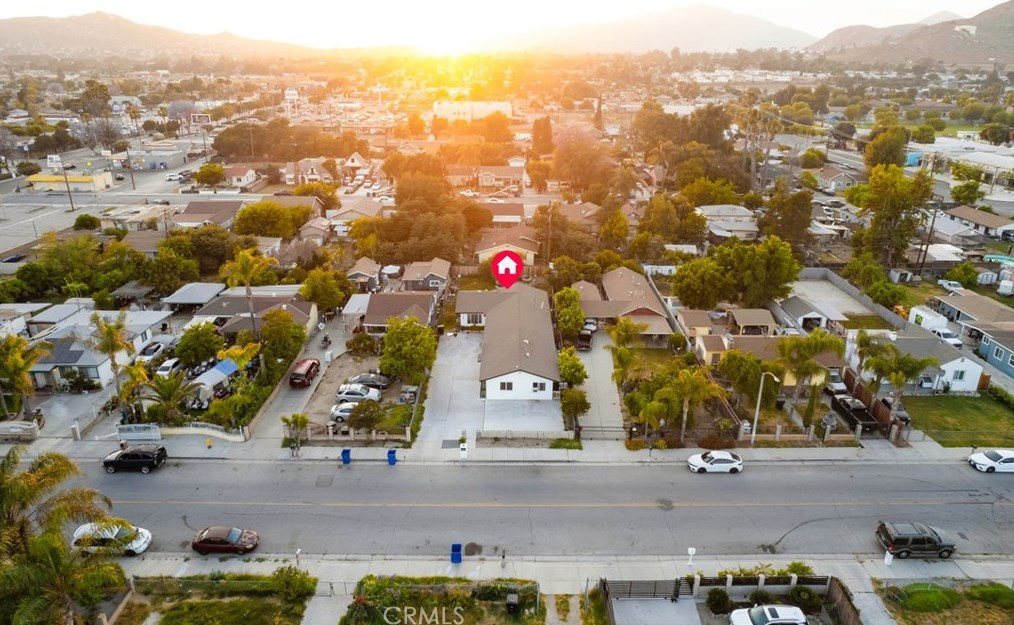 3695 Arora St, Riverside CA  92509-4521 exterior