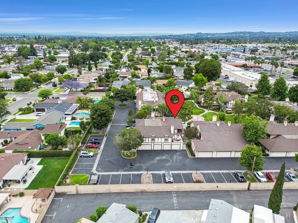 444 Tustin St, Orange CA  92866-2513 exterior