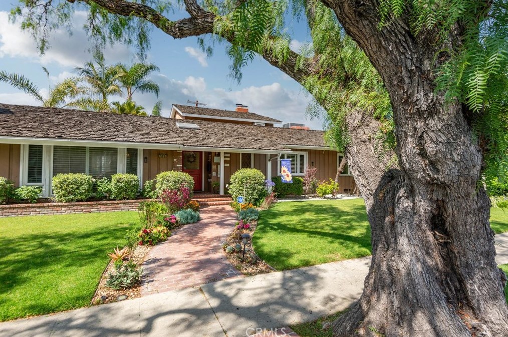 5565 Anaheim Rd, Long Beach, CA 90815-4329