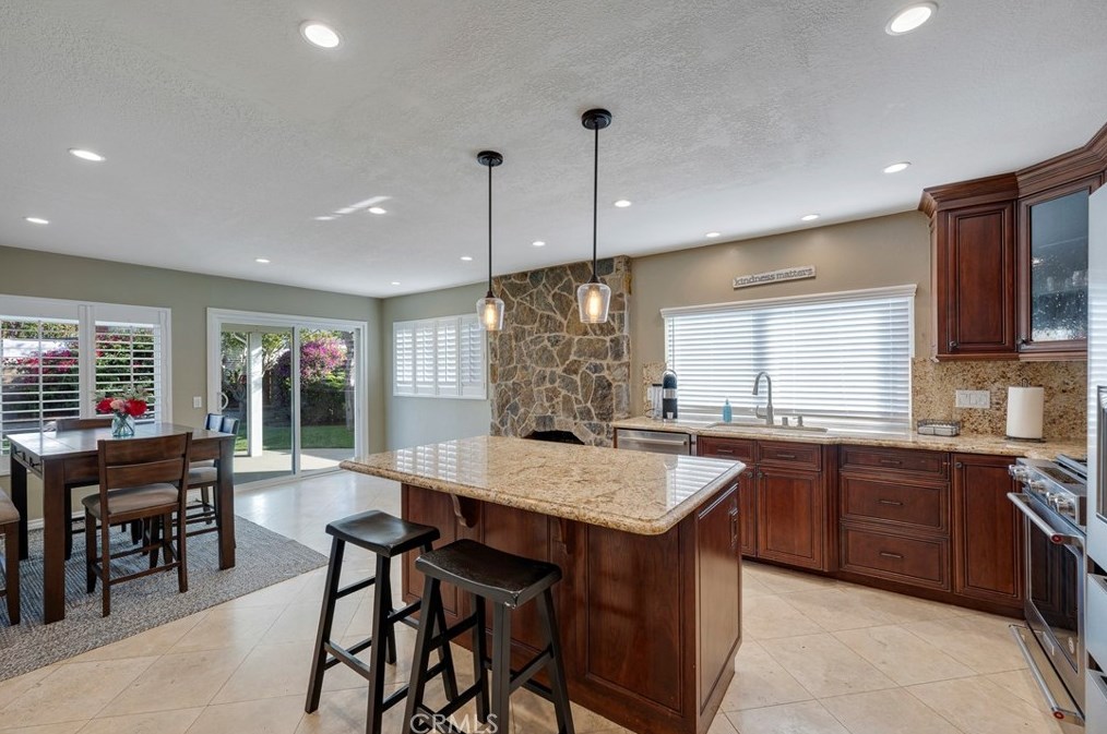 6284 E Northfield Ave, Anaheim, CA 92807