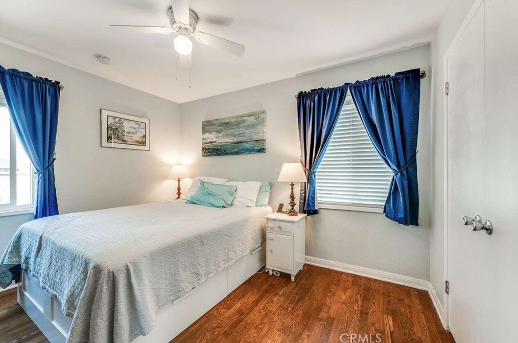 4624 Pixie Ave, Lakewood CA  90712-3620 exterior