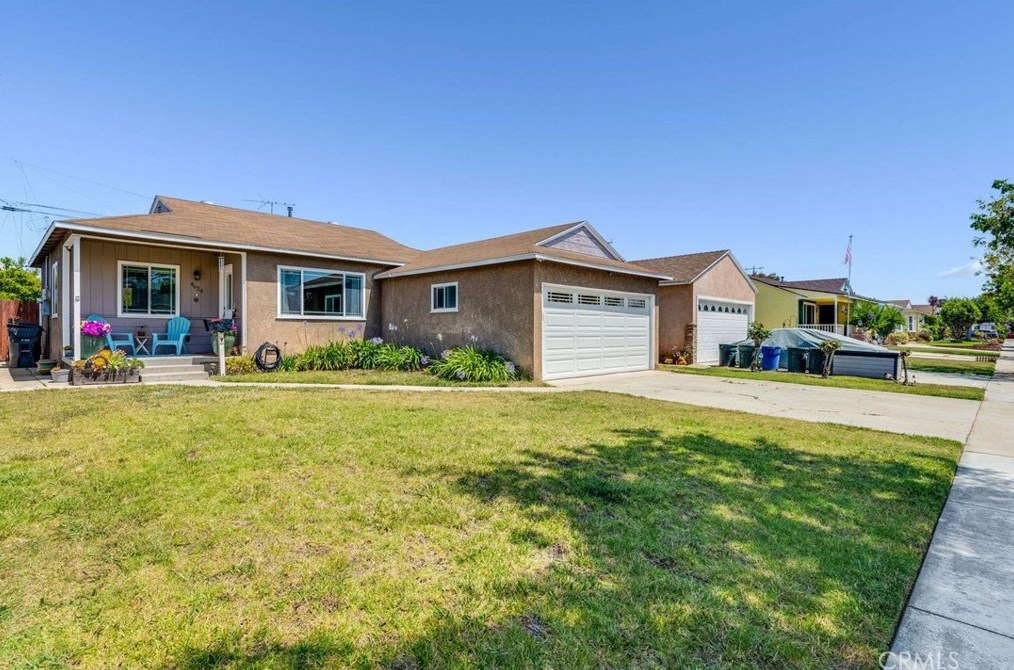 4624 Pixie Ave, Lakewood, CA 90712