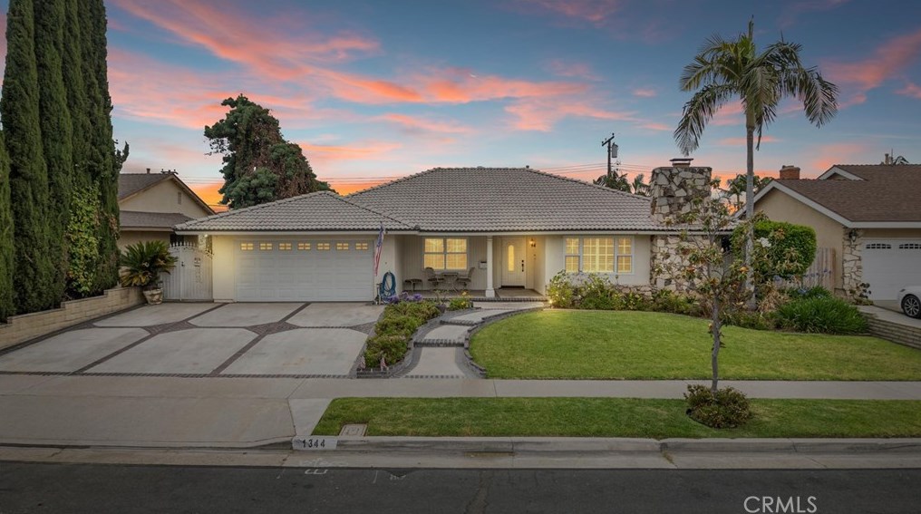 1344 Montevideo Ave, Placentia, CA 92870-3909