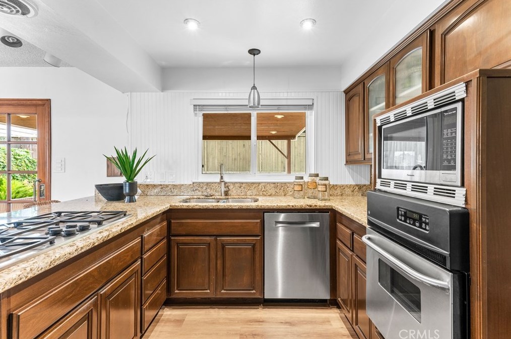 2967 Mindanao Dr, Costa Mesa CA  92626-3614 exterior