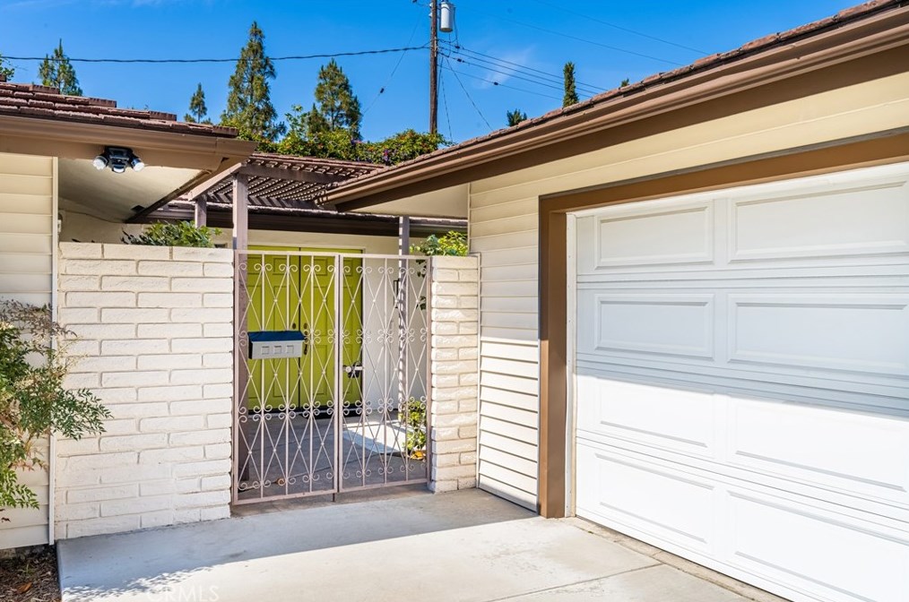 1441 E Fairway Dr, Orange, CA 92866