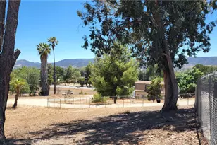 41435 Sycamore Ave, Murrieta, CA 92562 - Photo 24