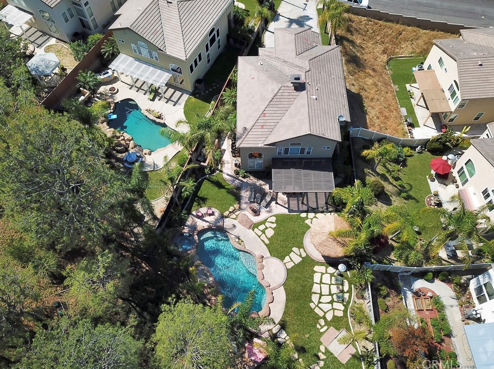 8790 Garden View Dr, Anaheim, CA 92808-1667