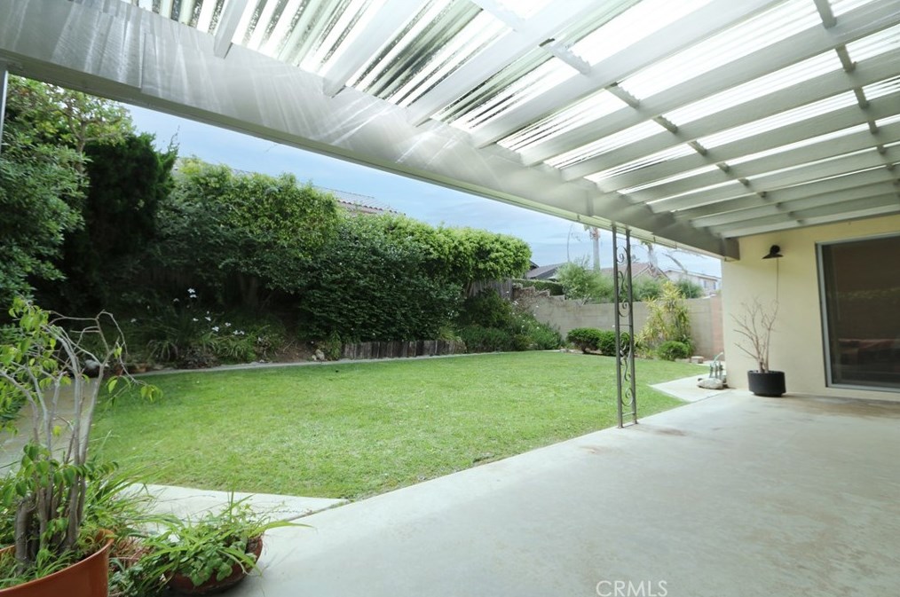 19715 Mildred Ave, Torrance CA 90503-1127 exterior