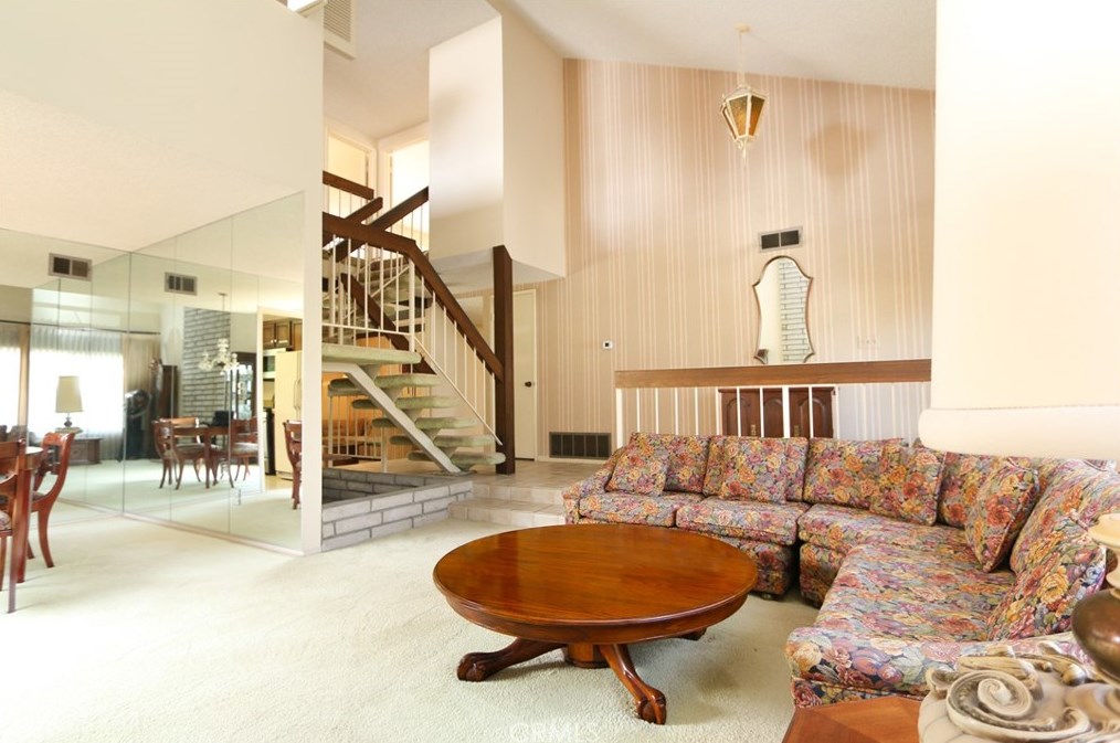 19715 Mildred Ave, Torrance CA 90503-1127 exterior